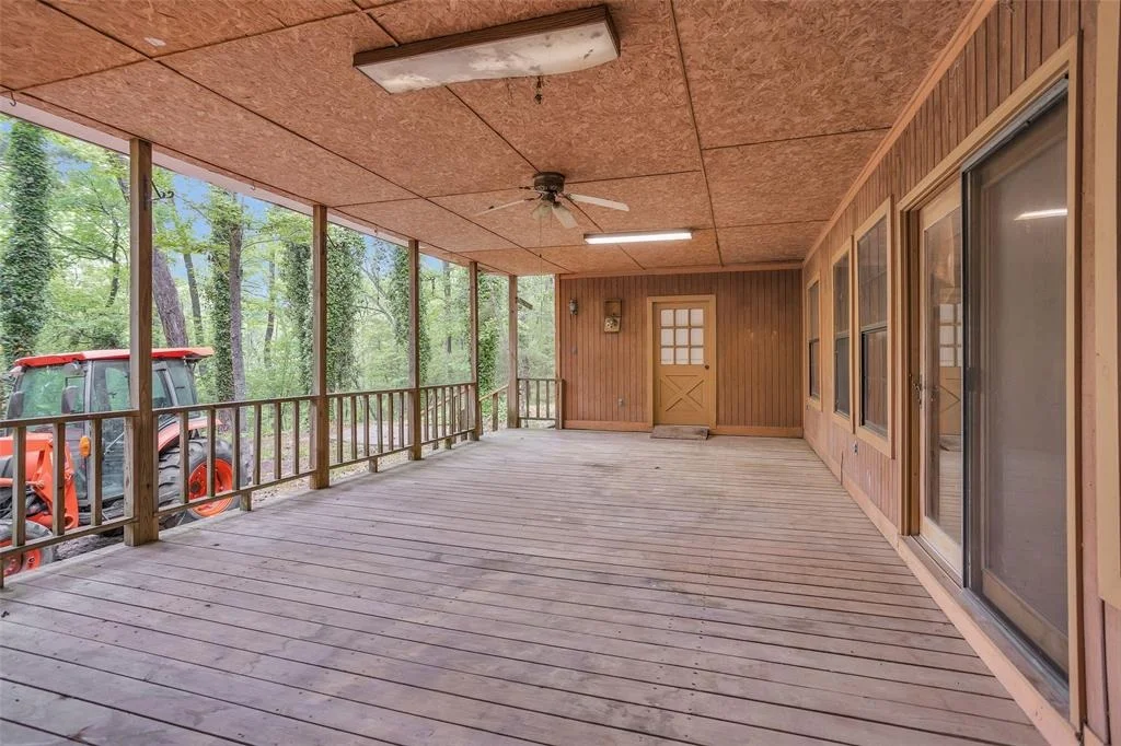 Photo of 24614 Spruce