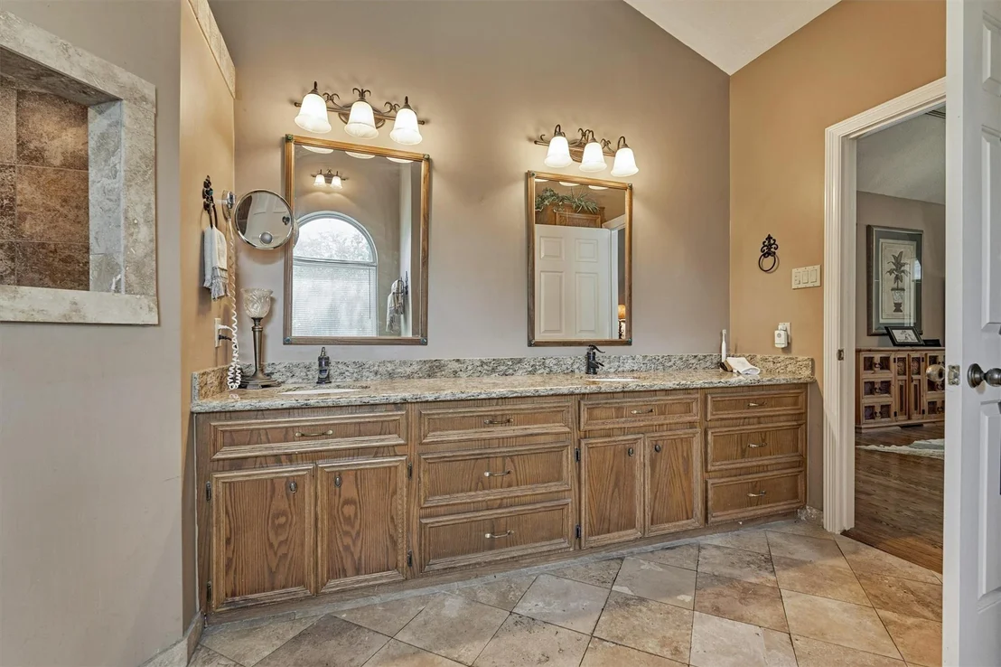 Photo of 423 Pine Edge Drive