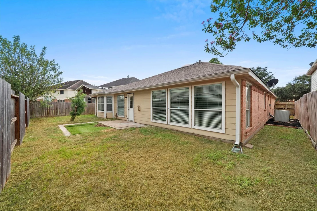 Photo of 10902 Trail Ridge Drive