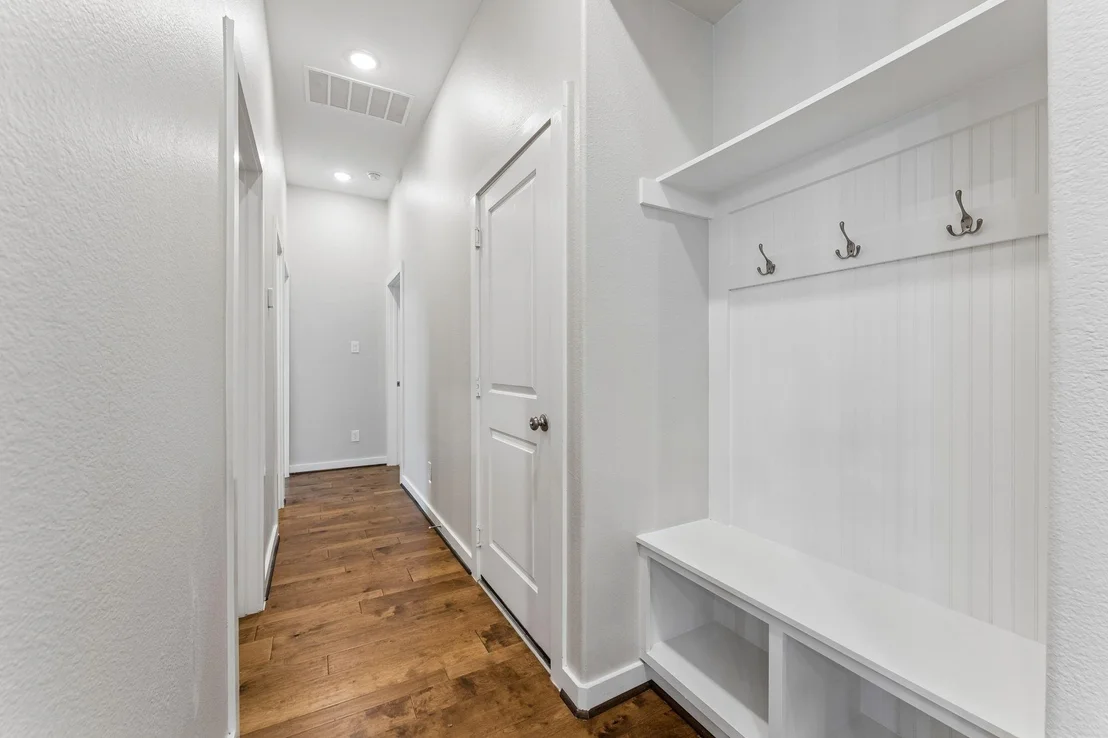 Photo of 30410 Myrtle Oak Drive
