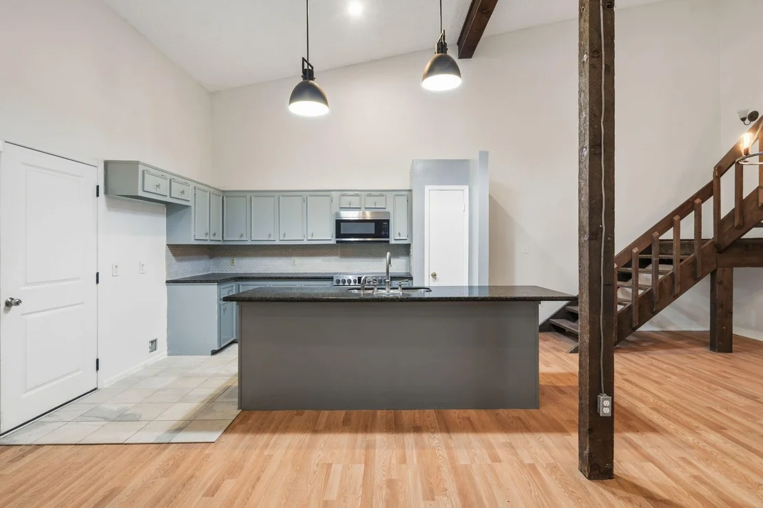Photo of 2931 Whitman Drive