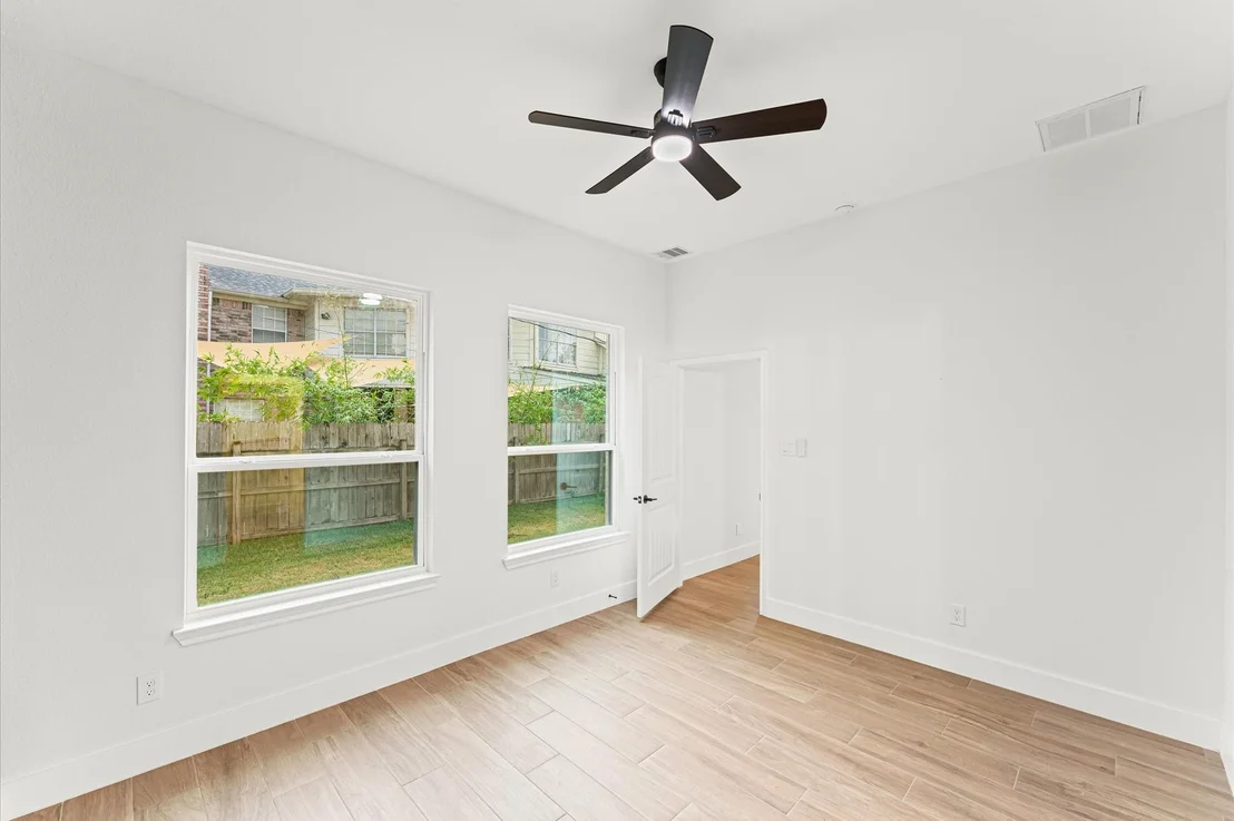 Photo of 19119 Emory Trail