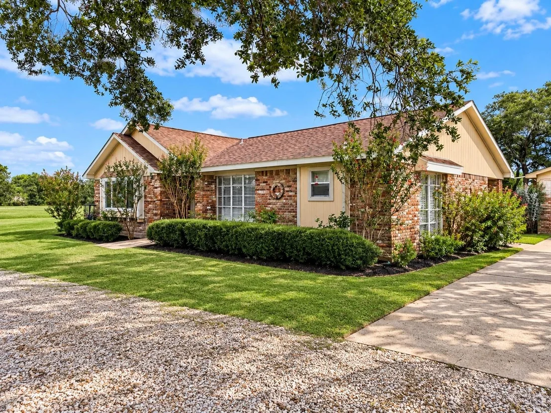 Photo of 1103 County Road 281