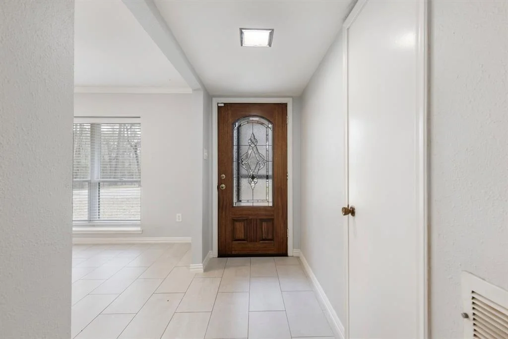 Photo of 16202 Surrey Lane