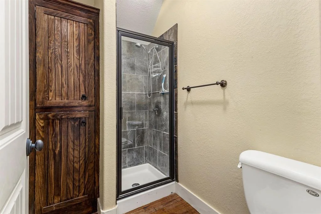 Photo of 618 Chestnut Falls