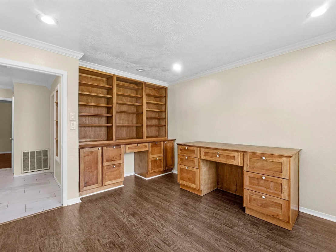 Photo of 13931 Roundstone Lane