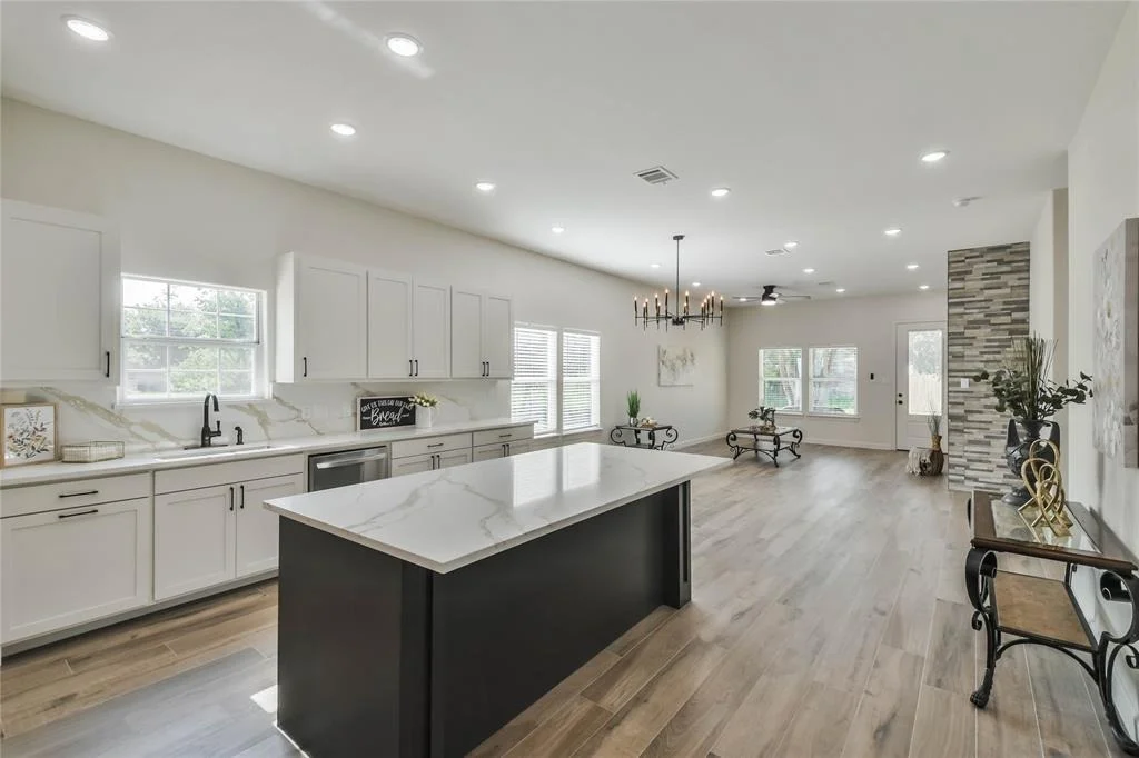 Photo of 620 Lily Street