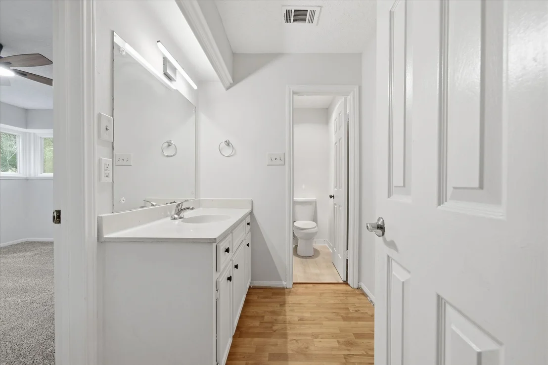 Photo of 12030 Laneview Drive