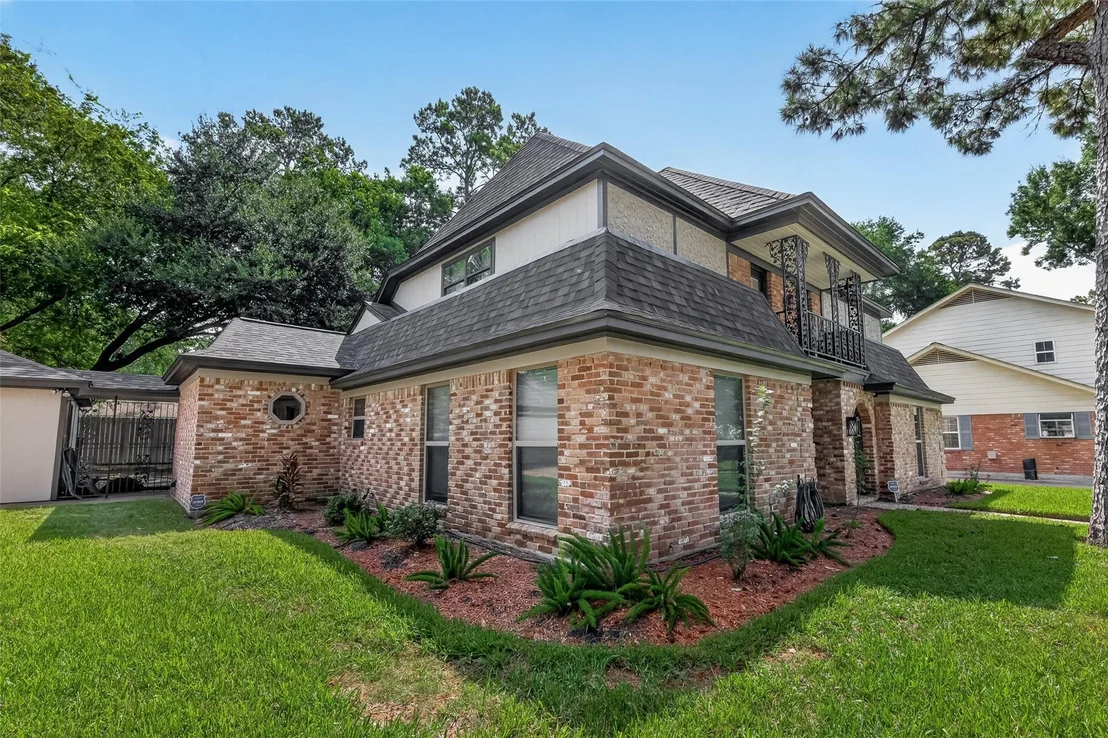 Photo of 5414 Crown Colony