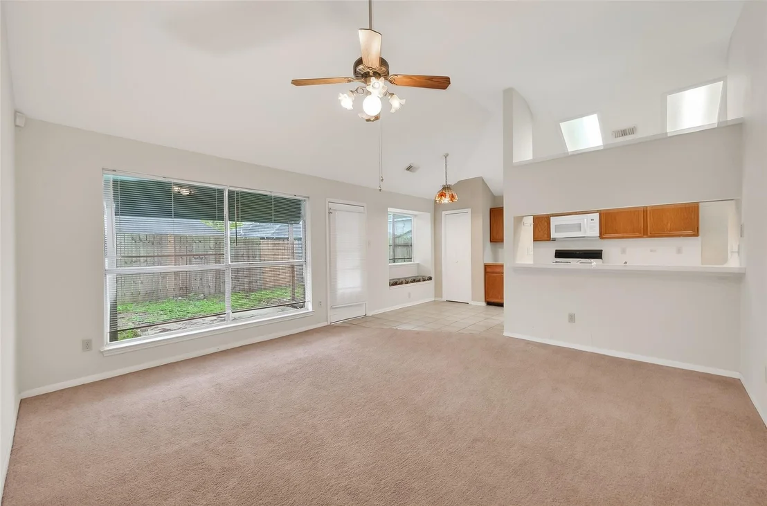 Photo of 17423 Saxon Drive