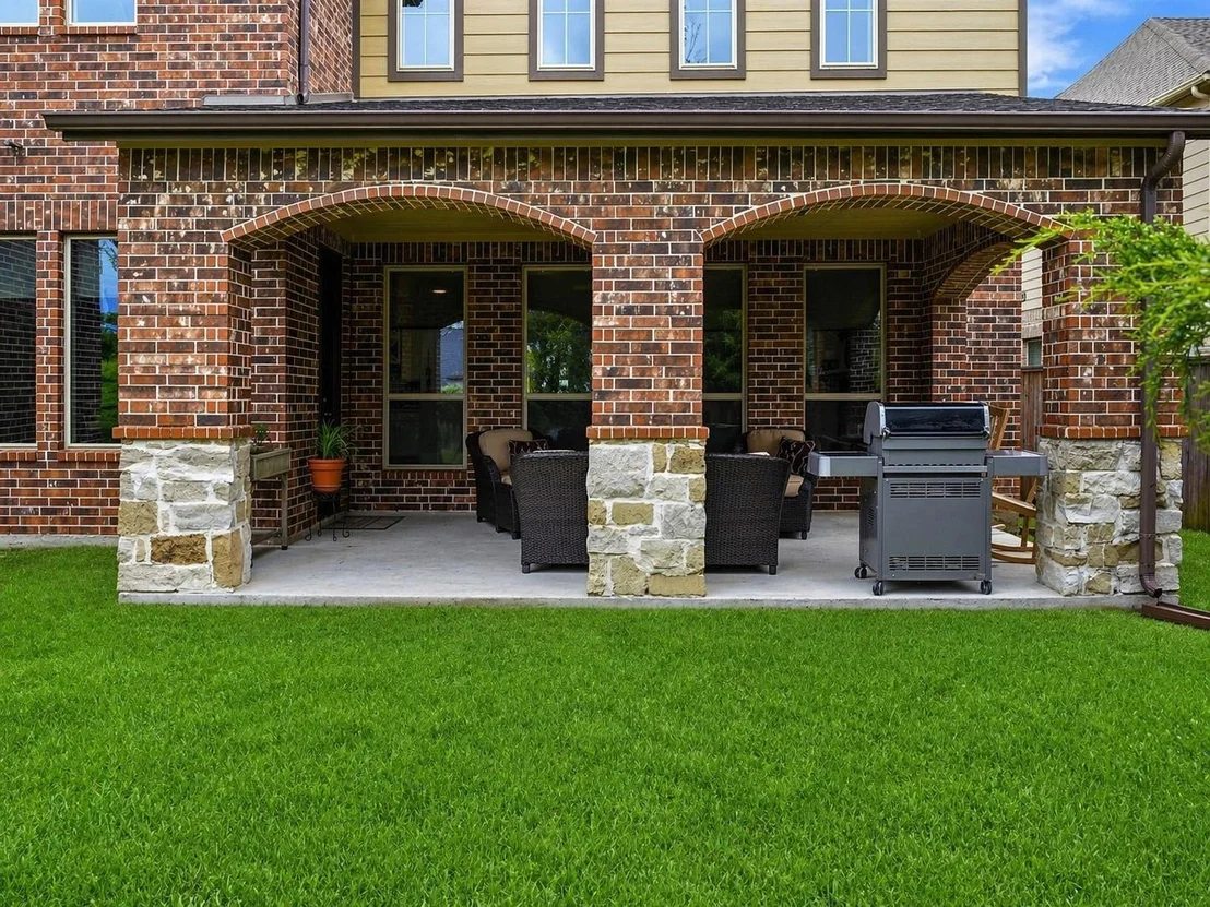 Photo of 111 N Winter Sunrise Circle