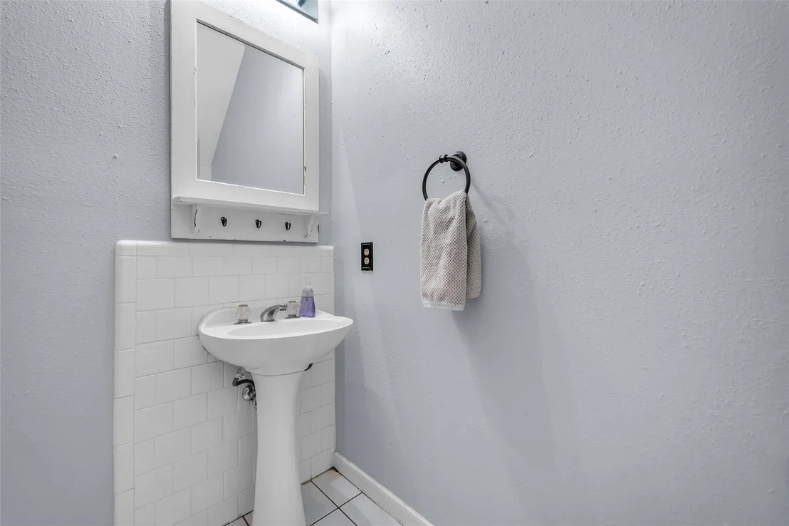 Photo of 21327 Park Bishop Drive