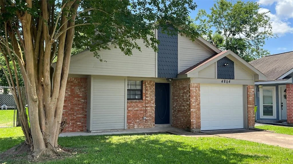Photo of 4804 Greenwood Drive