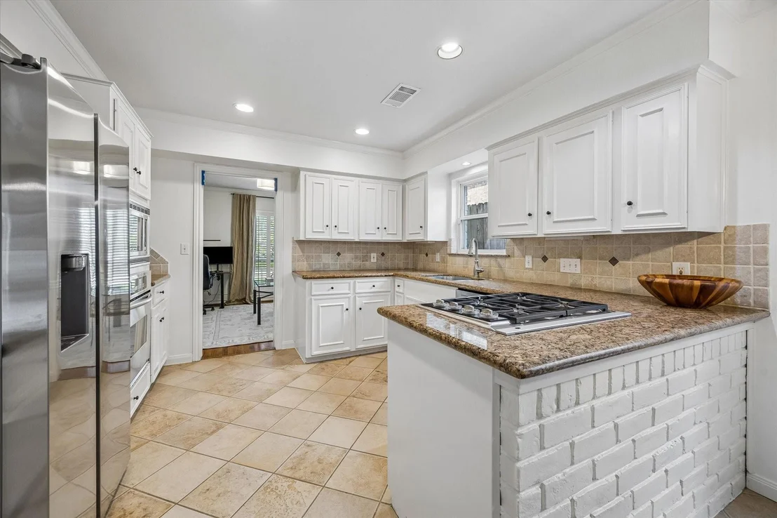 Photo of 2511 Briarmead Drive