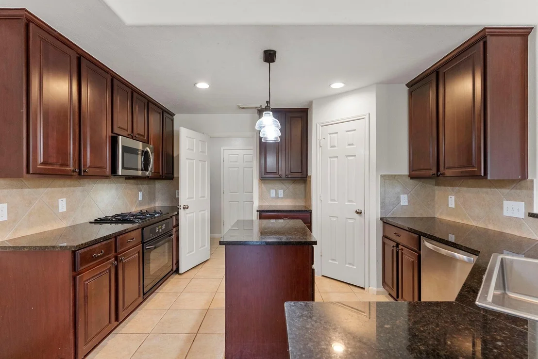 Photo of 4418 Bridgestone Cedar Drive