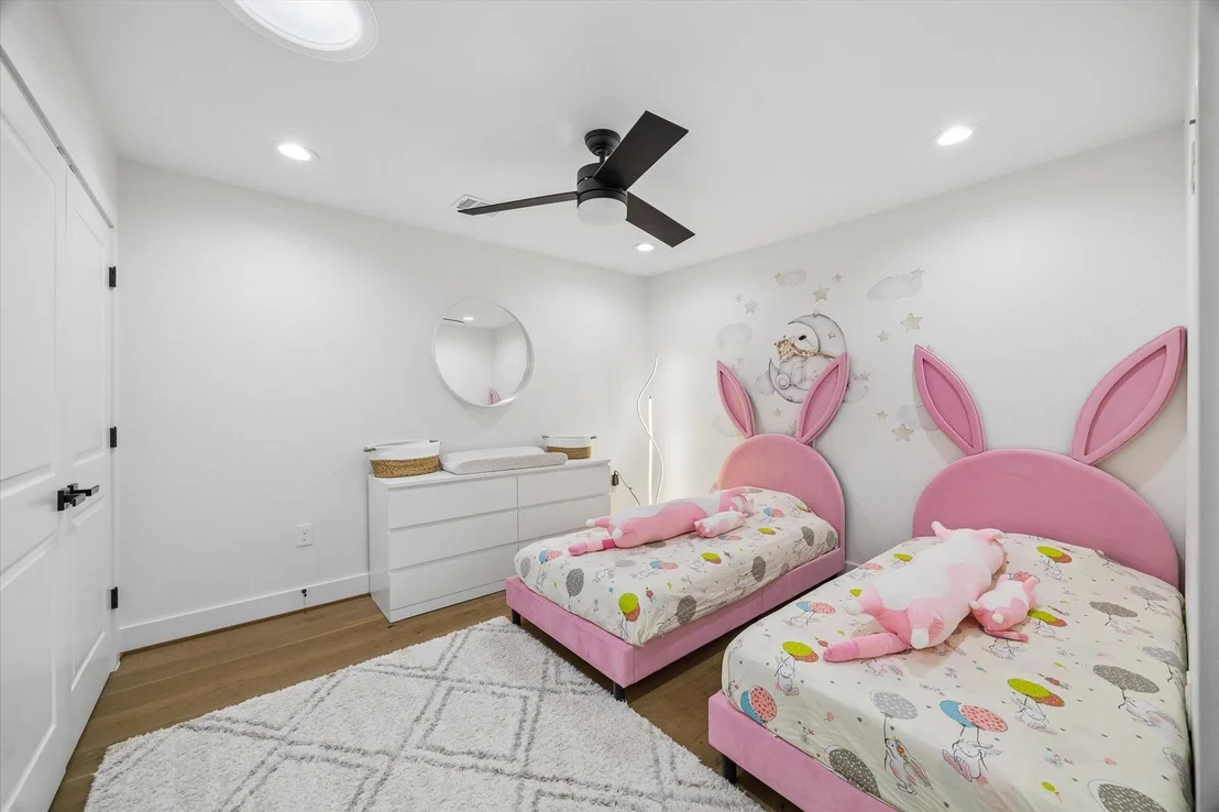 Photo of 115 Blue Willow Drive