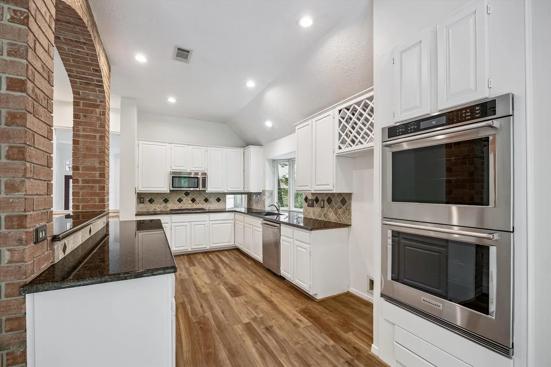 Photo of 30 Skyland Place