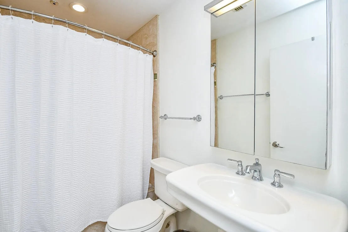 Photo of Unit 10 at 1908 Augusta Drive