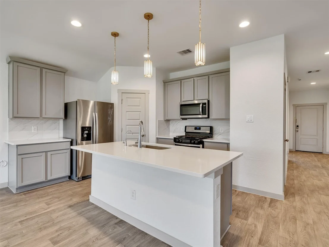 Photo of 818 Betsy Hill Drive