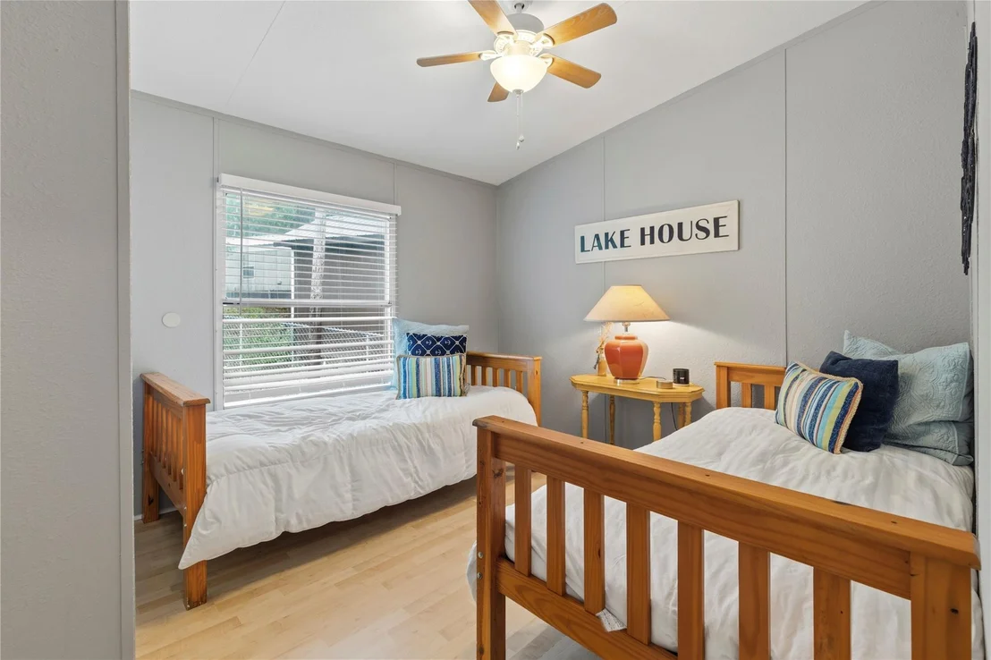 Photo of 460 Ridge Trail