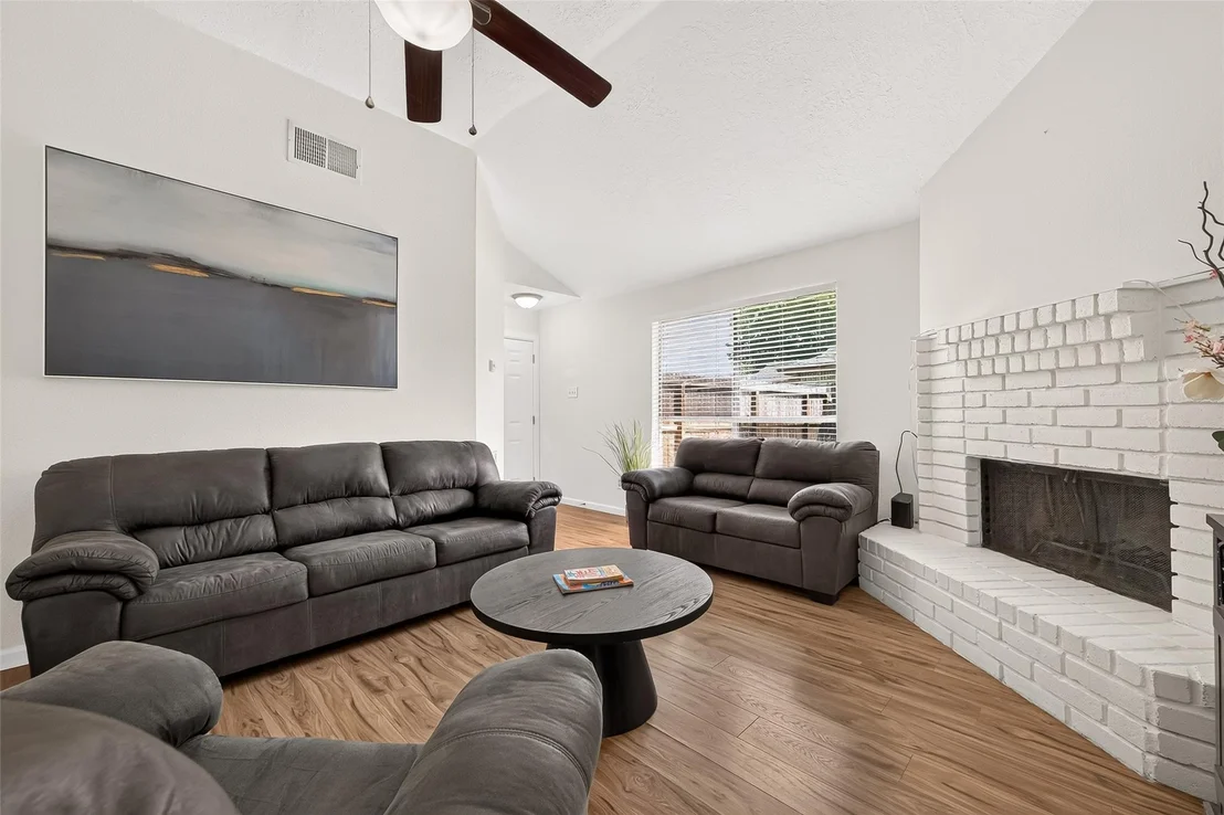 Photo of 6718 Bluebottle Lane