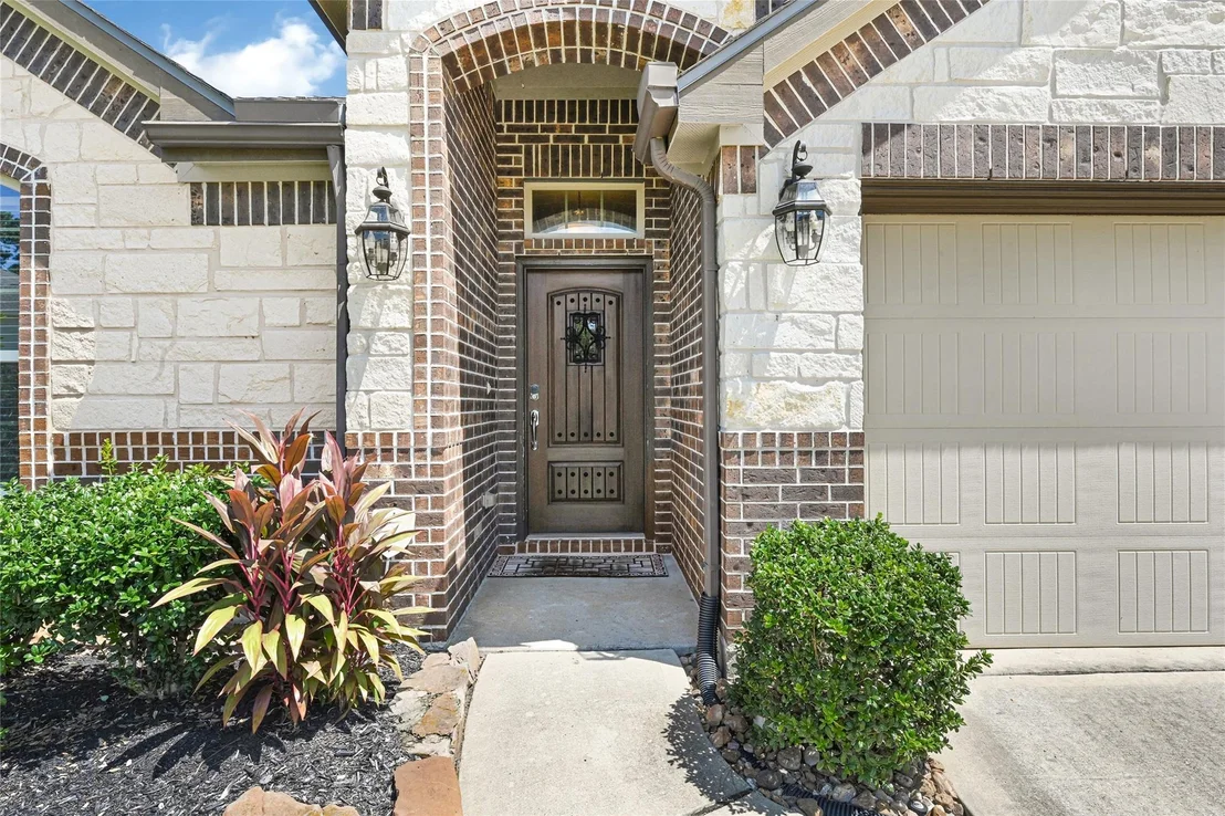 Photo of 930 S Chamfer Way