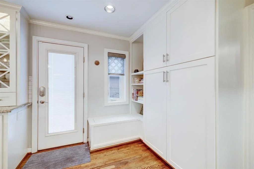Photo of 2535 N Macgregor Way