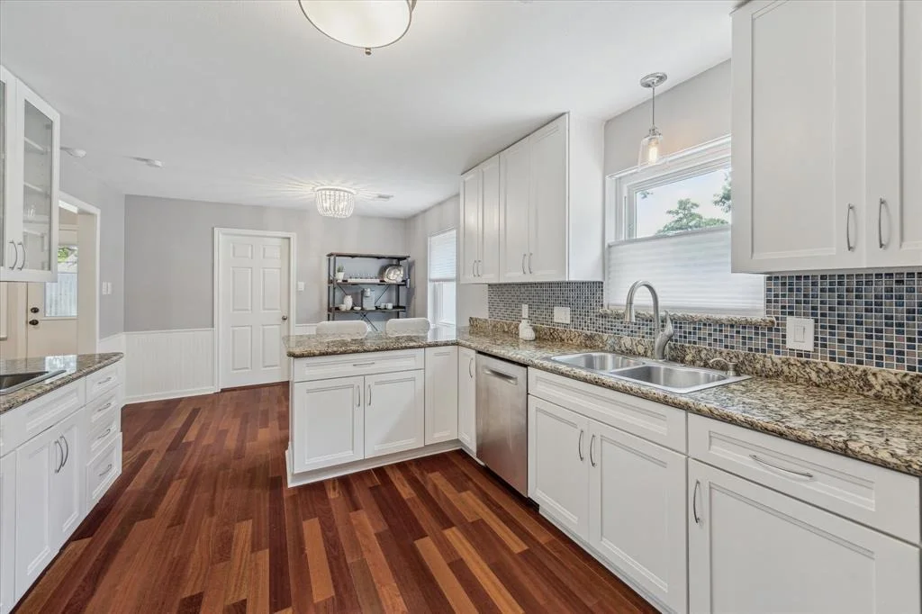 Photo of 14022 Taylorcrest Road
