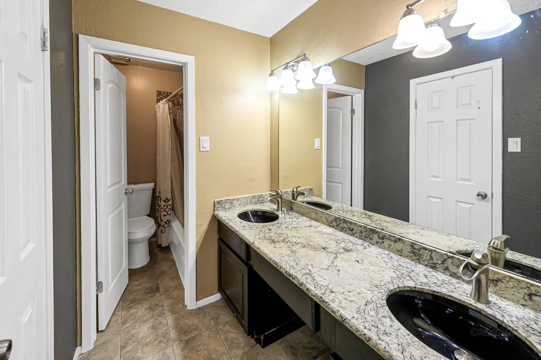 Photo of 15802 Los Altos Drive