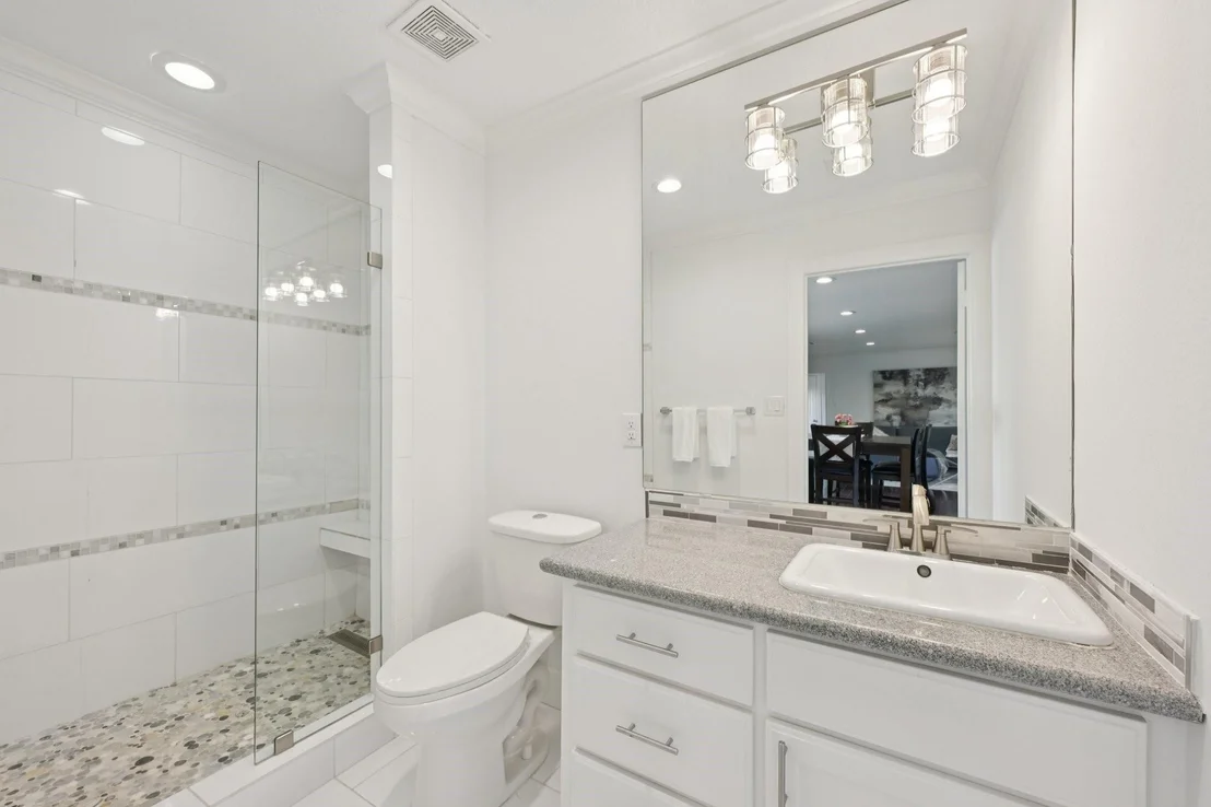 Photo of 1302 Riverview Circle