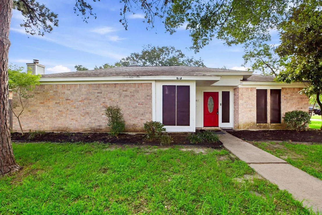 Photo of 1902 Wingleaf Drive