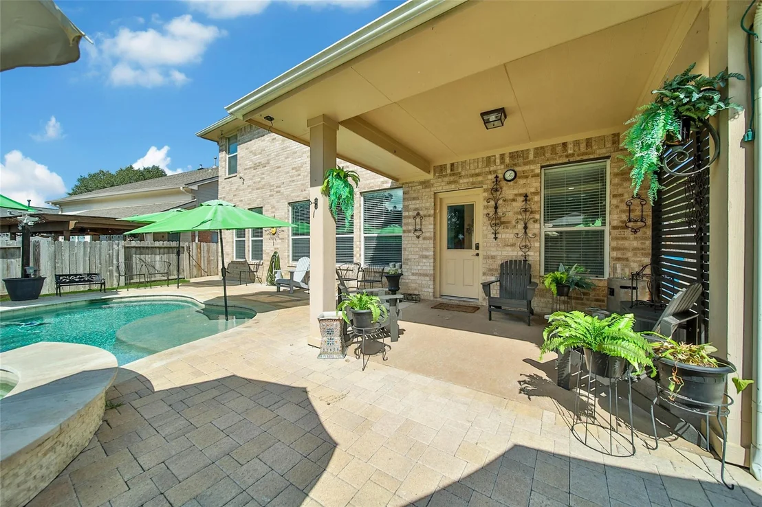 Photo of 18827 Squirrel Oaks Drive
