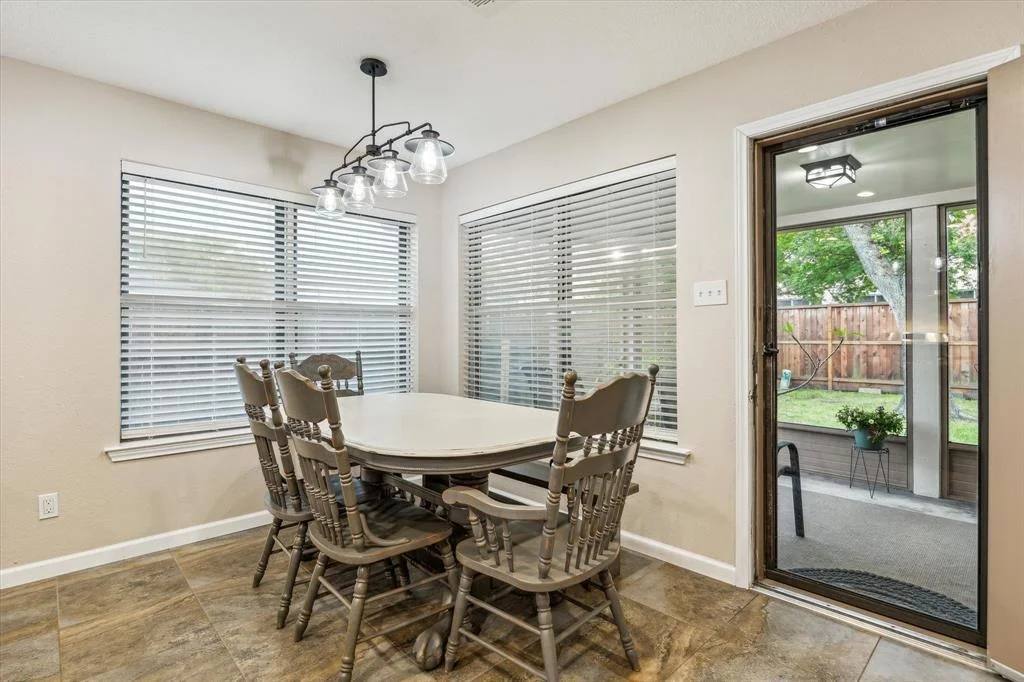 Photo of 4910 Colombia Drive