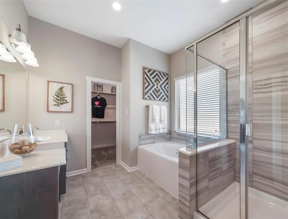 Photo of 4627 Vaughan Way