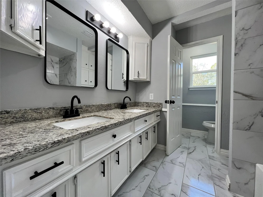 Photo of 5706 Upper Lake Drive