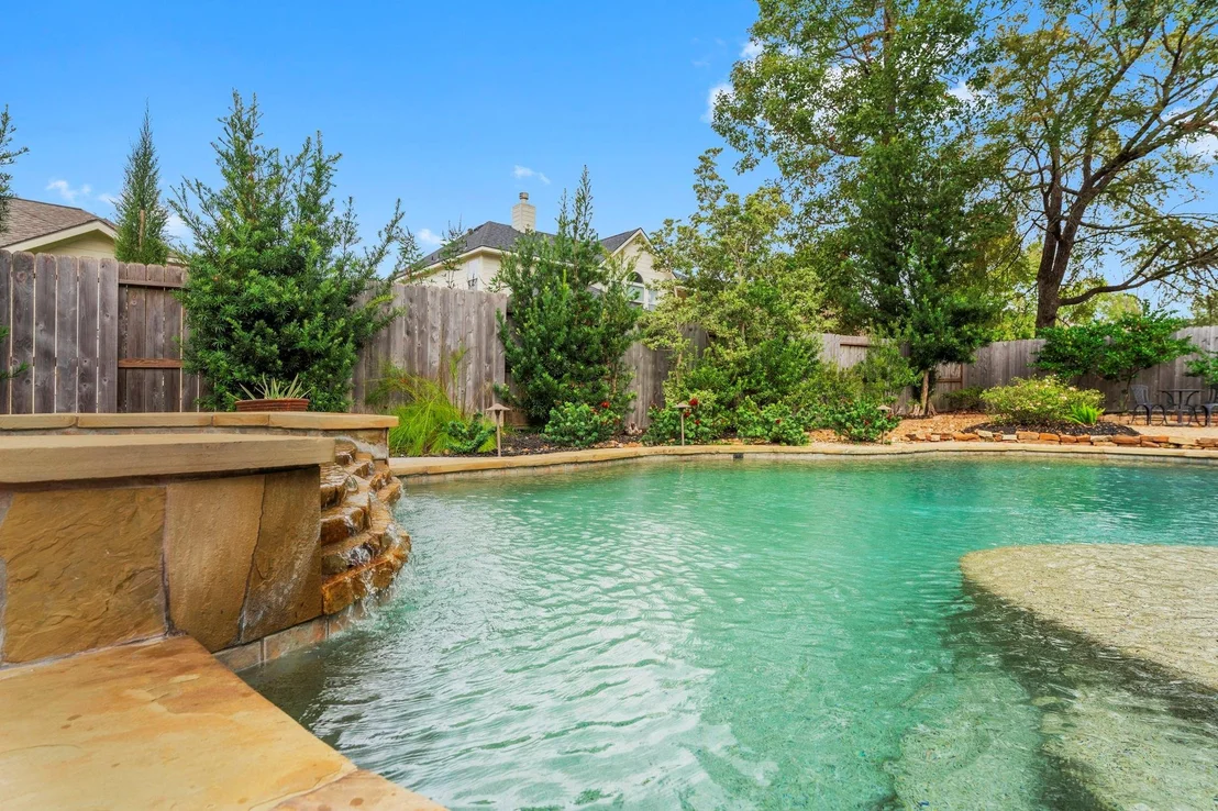 Photo of 959 Stoneglade Drive