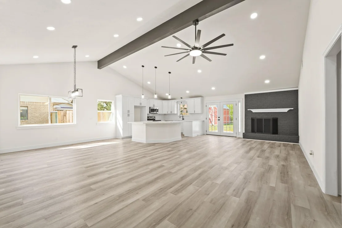 Photo of 13102 Maxim Drive
