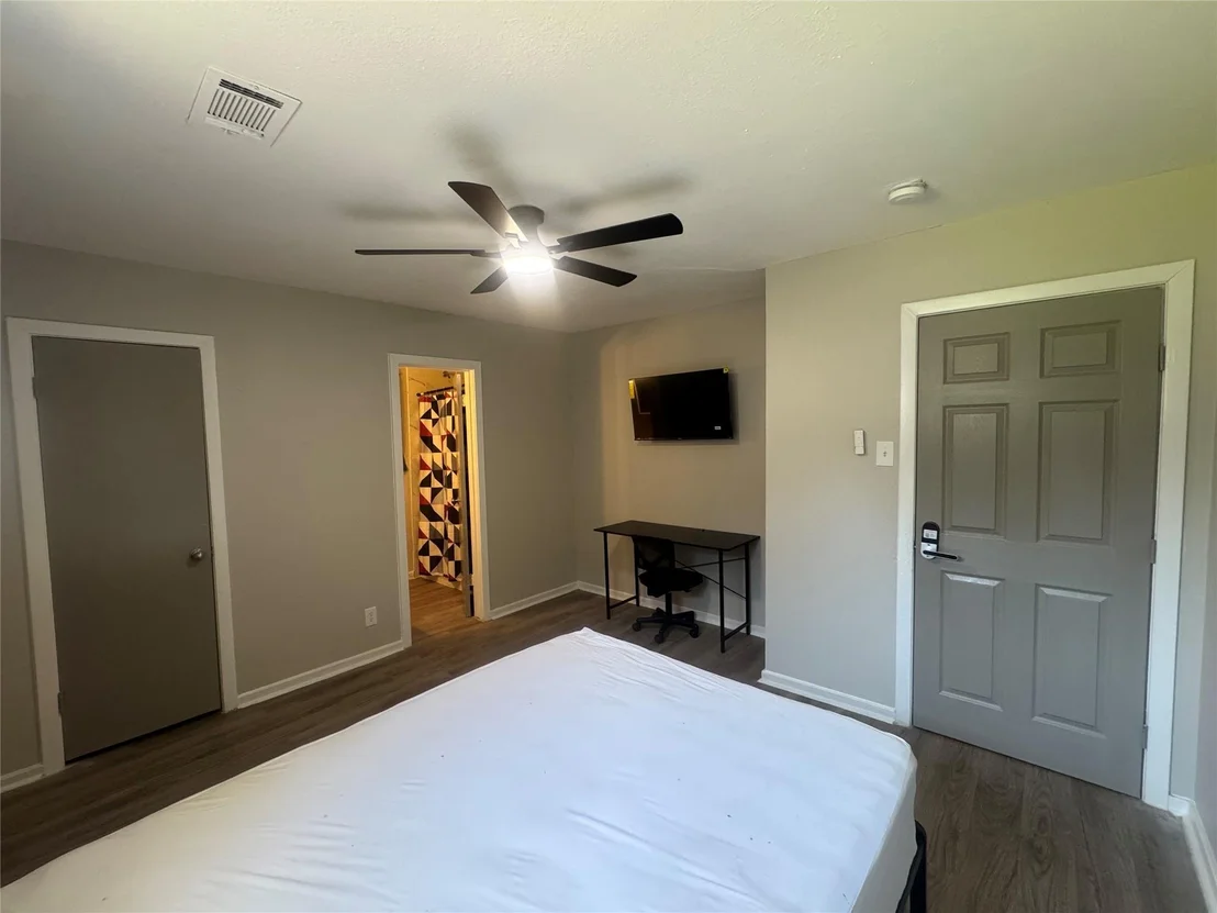 Photo of 5838 Reed Road