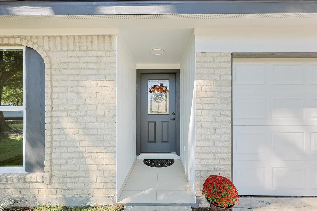 Photo of 11415 Echo Ledge Street