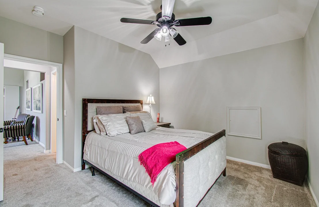 Photo of 9215 Horse Cave Circle