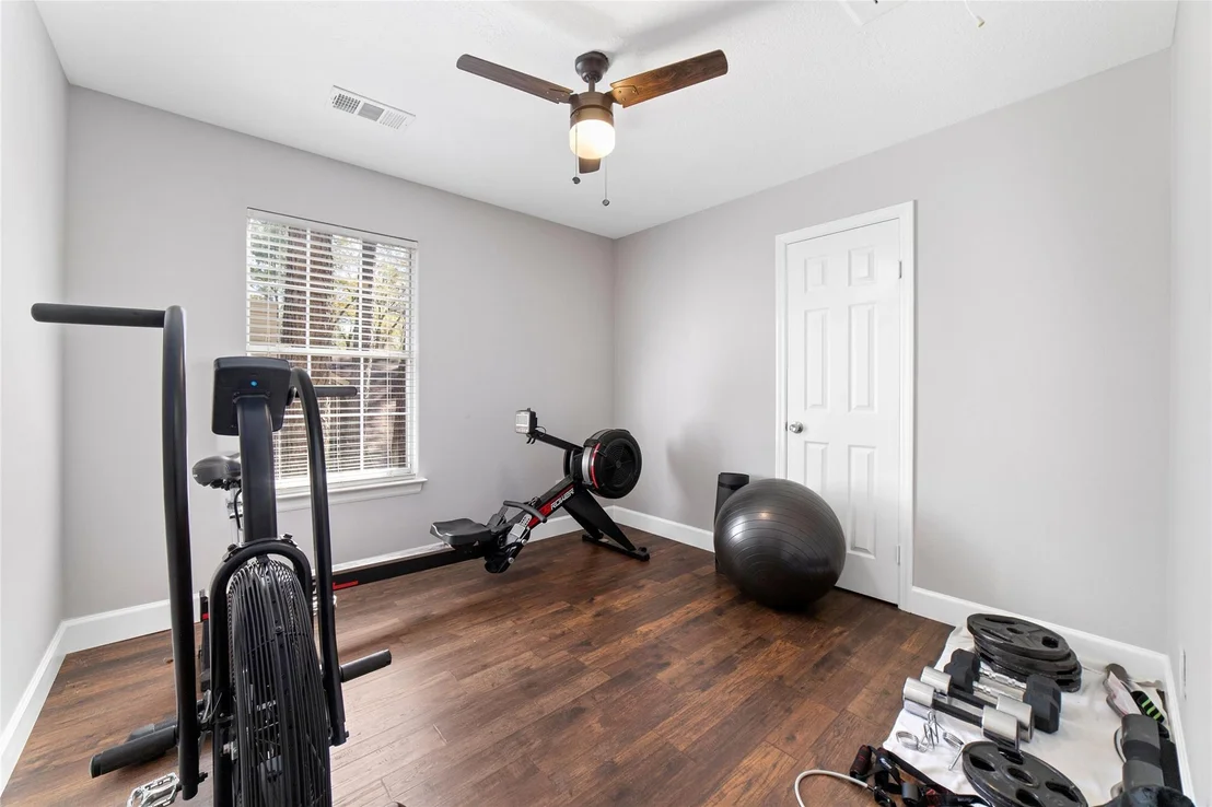 Photo of 183 N Village Knoll Circle