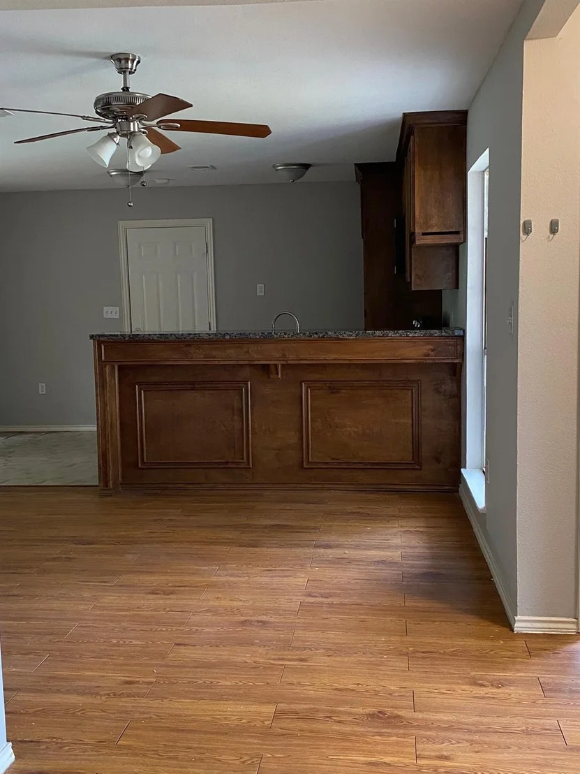 Photo of 1809 W 8th Street
