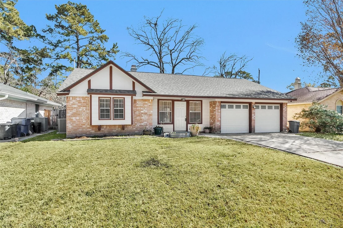Photo of 23014 Berry Pine Drive