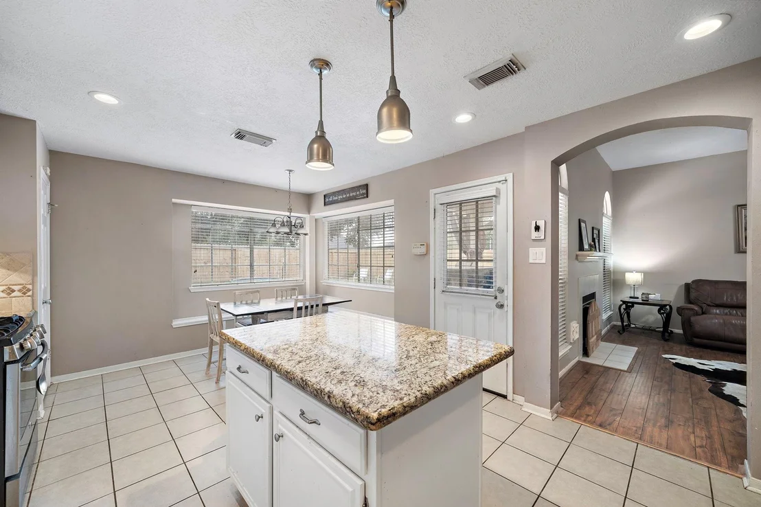 Photo of 14943 Chestnut Falls Drive