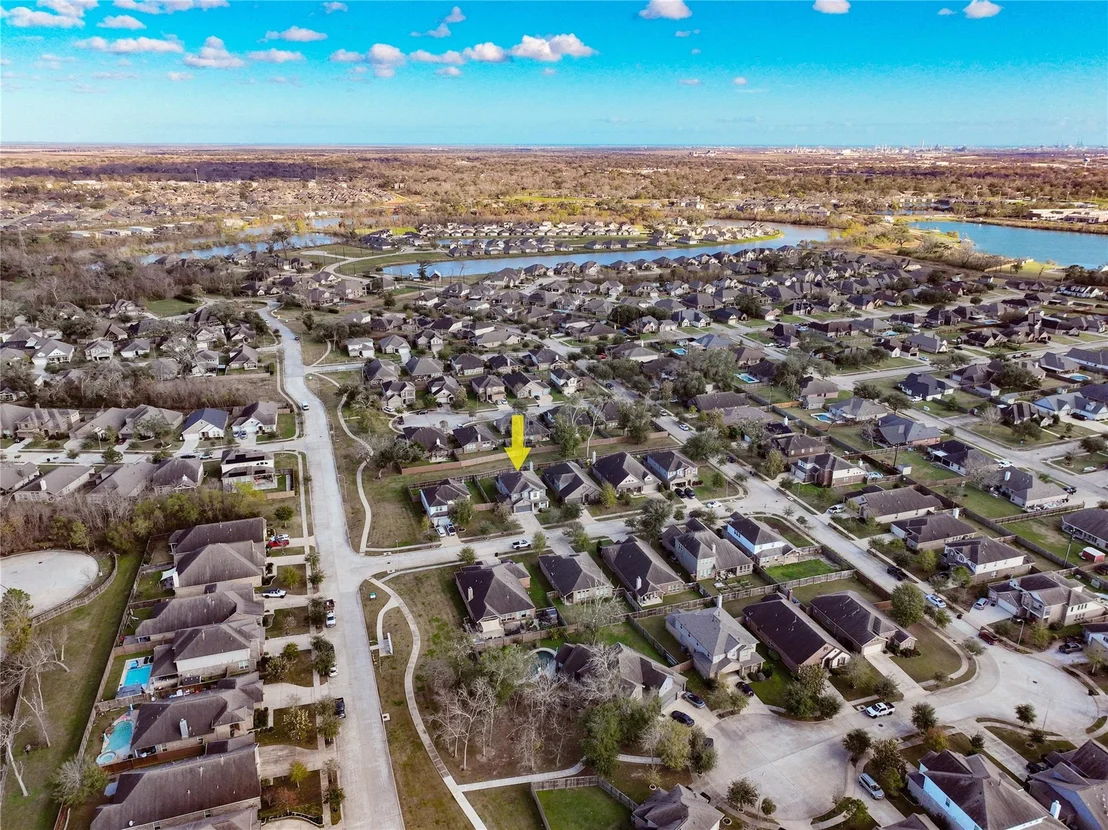 Photo of 107 Forest Bend Court
