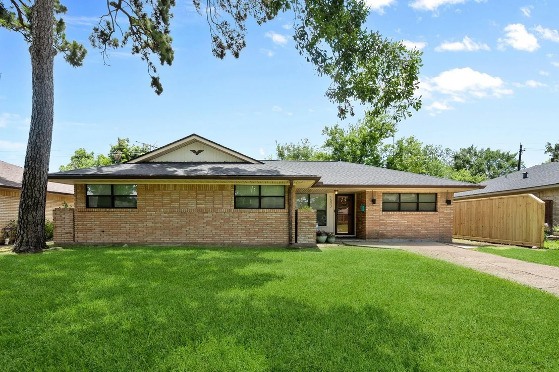 Photo of 1503 Ansbury Drive
