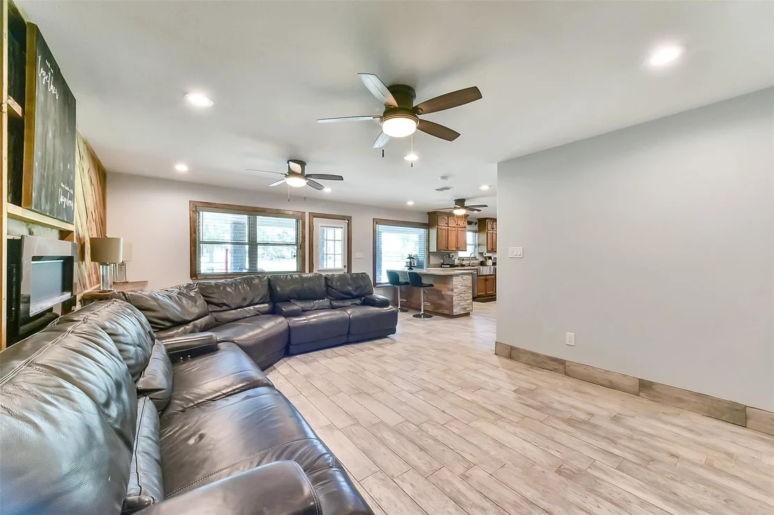 Photo of 4190 County Road 145