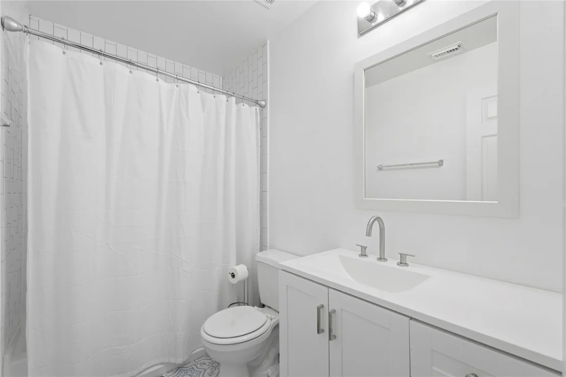 Photo of 3946 Mossy Place Lane