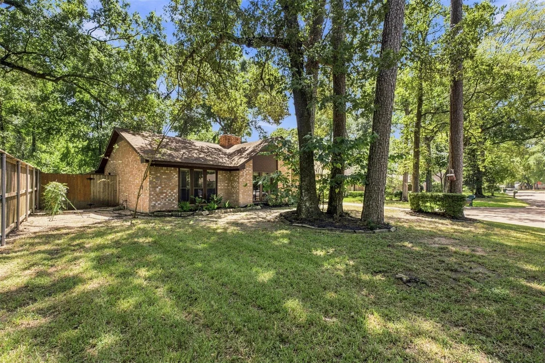 Photo of 2218 Silver Falls Drive