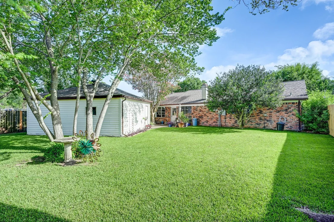 Photo of 12211 Plumpoint Drive